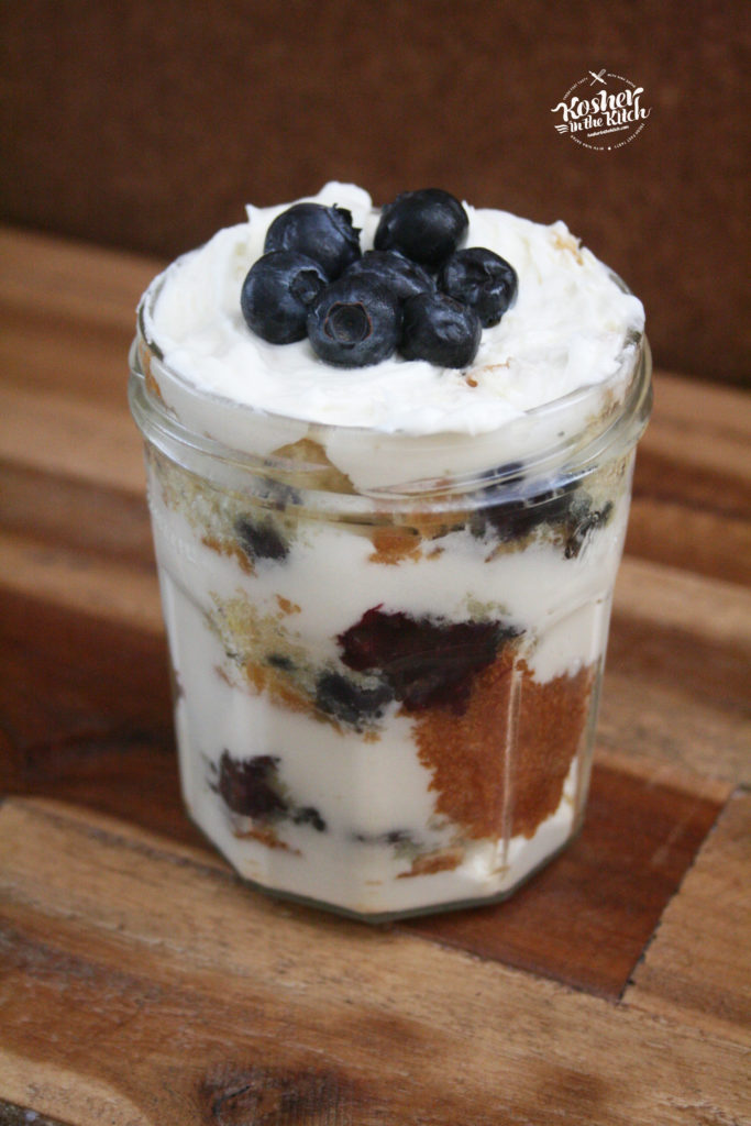 Lemon Blueberry Angel Food Cake in a Jar - Hoosier Homemade